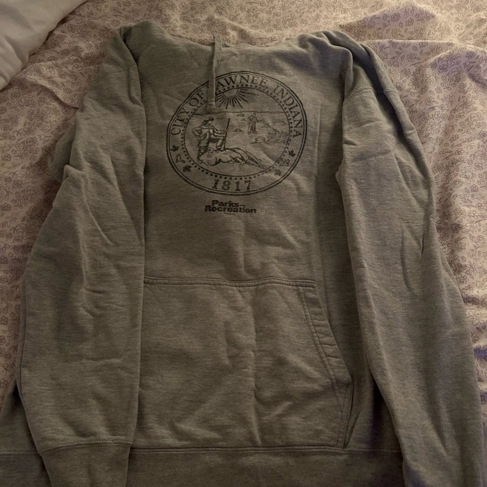 Gray Hoodie with City of Pawnee Indiana Print